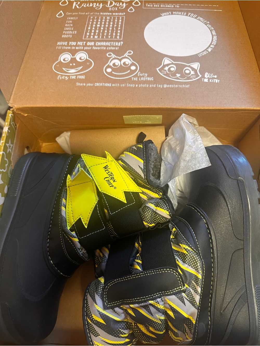 Western Chief Kids' rain/snow Boots - size 1